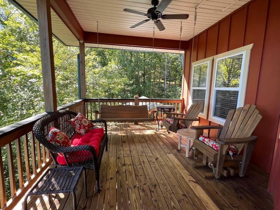 Red Rooster Family Cabin W/Hot Tub+Fire Pit+View Franklin Eksteriør bilde